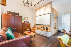 Shanghai Hills&Xing 38 Family Homestay Near Line1 and Mid Huaihai Rd